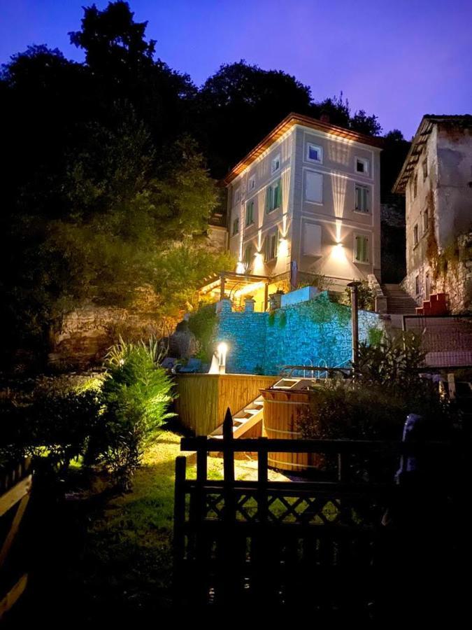 La Casa Sulla Collina Del Castello Villa Breno Ngoại thất bức ảnh