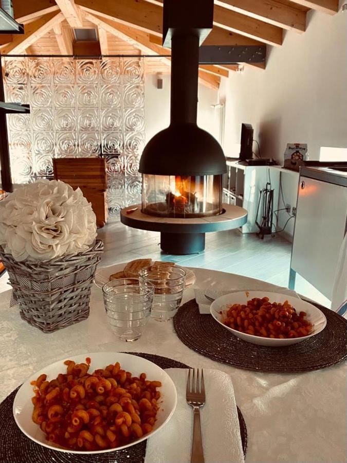 La Casa Sulla Collina Del Castello Villa Breno Ngoại thất bức ảnh